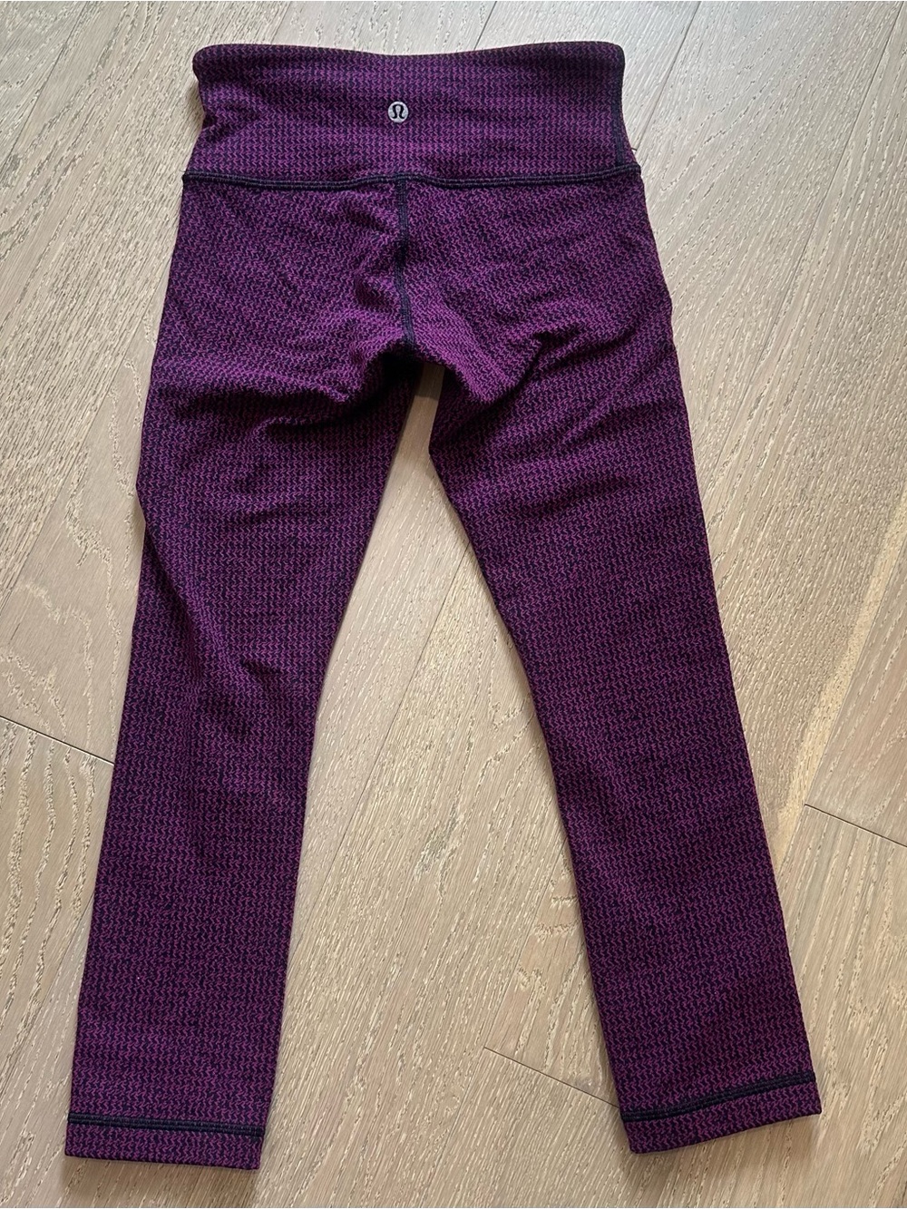 Lululemon Forme Jacket + Wunder Under Crop Set 2 Ziggy Wee Plum - Picture 7 of 10